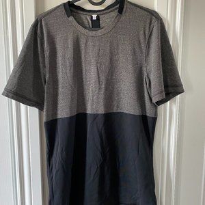 Lululemon workout tshirt